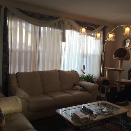 Somerset Calgary B&B Εξωτερικό φωτογραφία